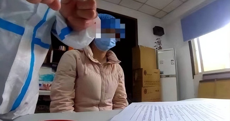 女子因做核酸离得太近遭扇耳光事件