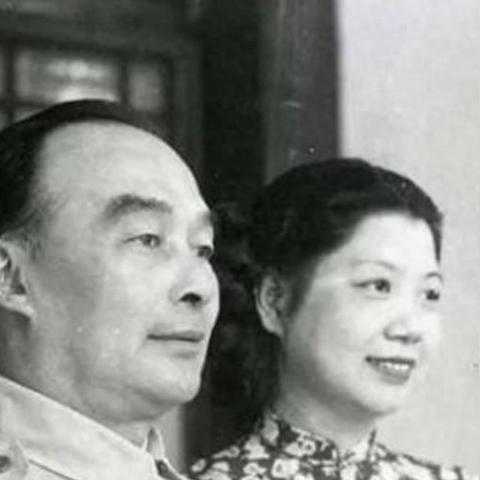 美国女市长婚内与保镖偷情曝光