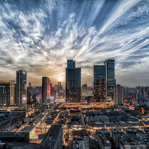 2023 年各地人口出生率及人口变化趋势与未来挑战洞察