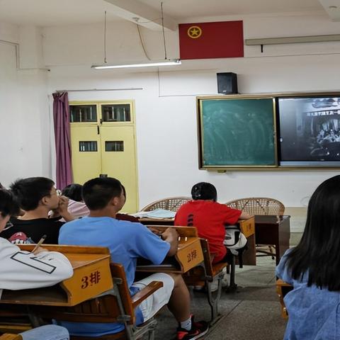 讲好中国故事，共展精彩华章