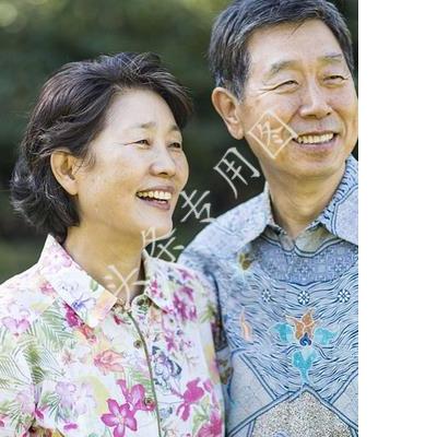照顾老公引发关注，纪检介入，原配感激闺蜜行为标题