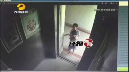 12 岁女生的偷机奇招，画模型躲监控