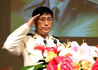 方永刚，时代楷模的传奇人生