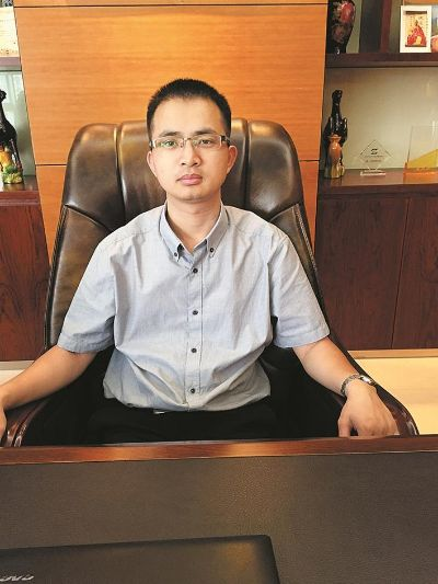 肖有才之卓越风采概览（创业先锋肖像呈现）