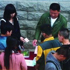 情侣彩票刮奖，40元投入惊喜砸出百万元大奖！