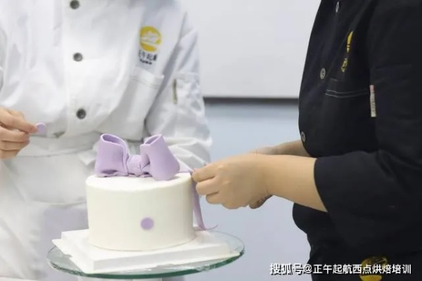 探索蛋糕培训学校，踏上甜蜜烘焙征程