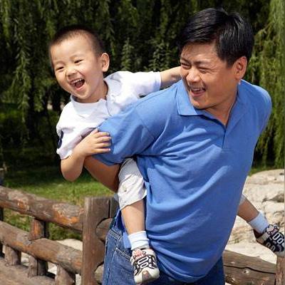 爸爸与吃作业的奇妙趣事