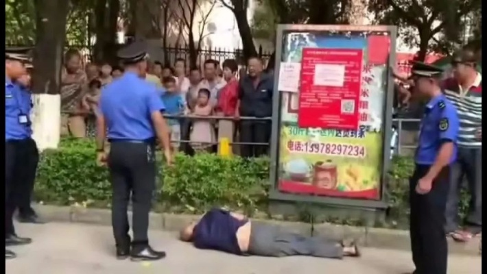 烈焰狂狮王