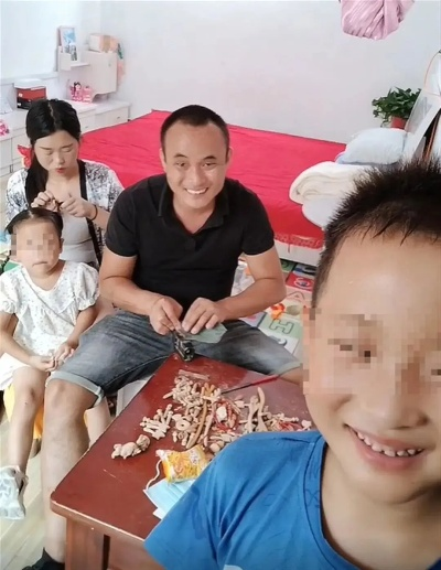 妹妹与姐夫重组家庭，爱与责任的延续