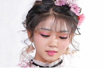 菲菲化妆学校——梦想起航的美妆殿堂
