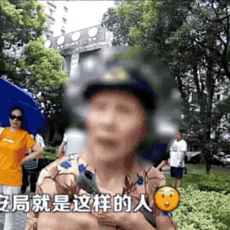 上海阿姨偶遇受伤男孩，慷慨解囊五百元助其渡难关
