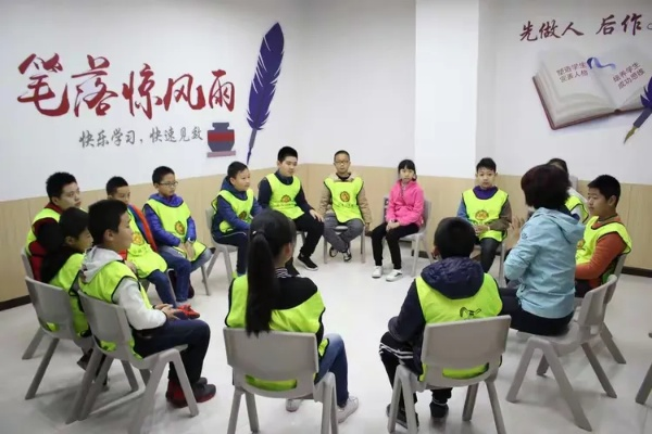 情商培训班，引领心灵成长，迈向社交卓越