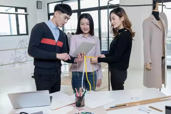 零基础服装设计培训班，引领你开启时尚梦想之旅