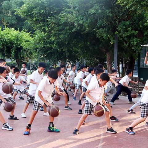 多元平台，课后辅导班助力学生成长