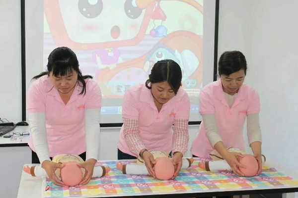 上海催乳师培训，开启母婴护理新征程