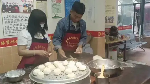 走进学做馒头培训学校，探寻美食技艺的传承与创新之旅