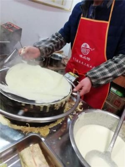 杂粮煎饼培训，开启美食创业黄金之门