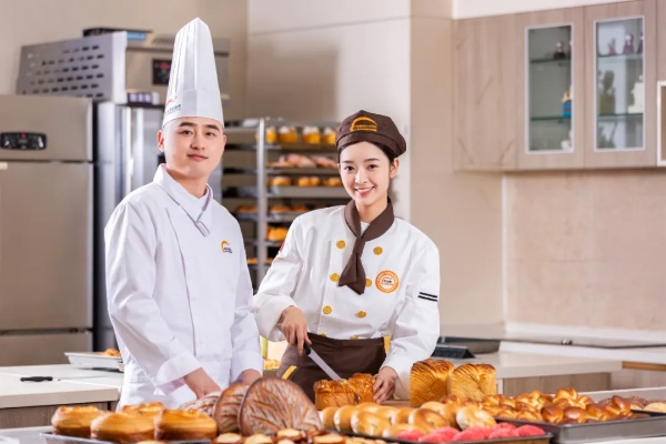 探索甜品培训学校，开启甜蜜事业与美味生活之门