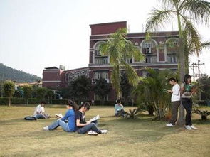 亚加达外语专修学院，国际化人才的摇篮