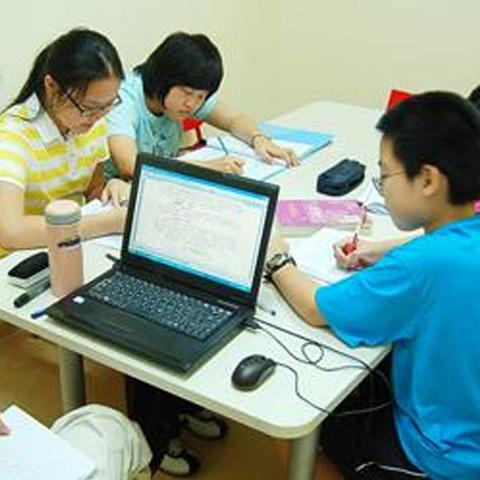 文化课补习班，学生成长的关键助力