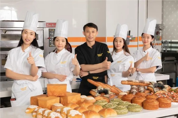 学西点速成班，快捷开启甜蜜事业之门