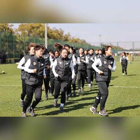 U16男篮亚洲杯，中国队获亚军收官
